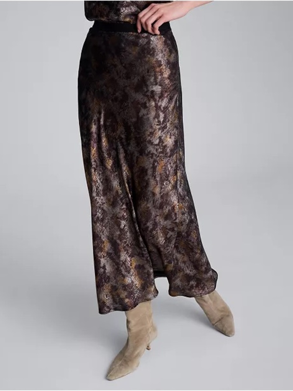 Kenneth Cole Printed Metallic Foil Flared Maxi Skirt Size Small NWT